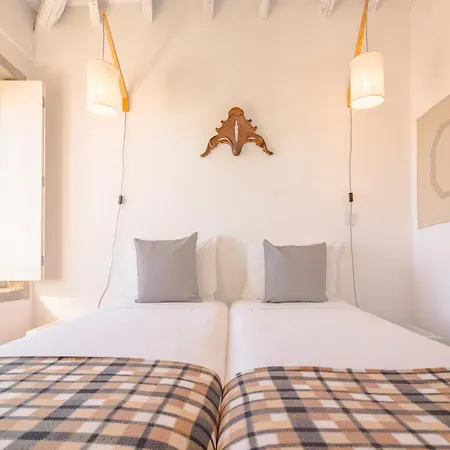 Cozy Perfect Location & Comfort Apartment *